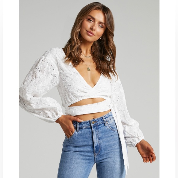 Curve Embroidered Wrap Top in White - Picture 4 of 8